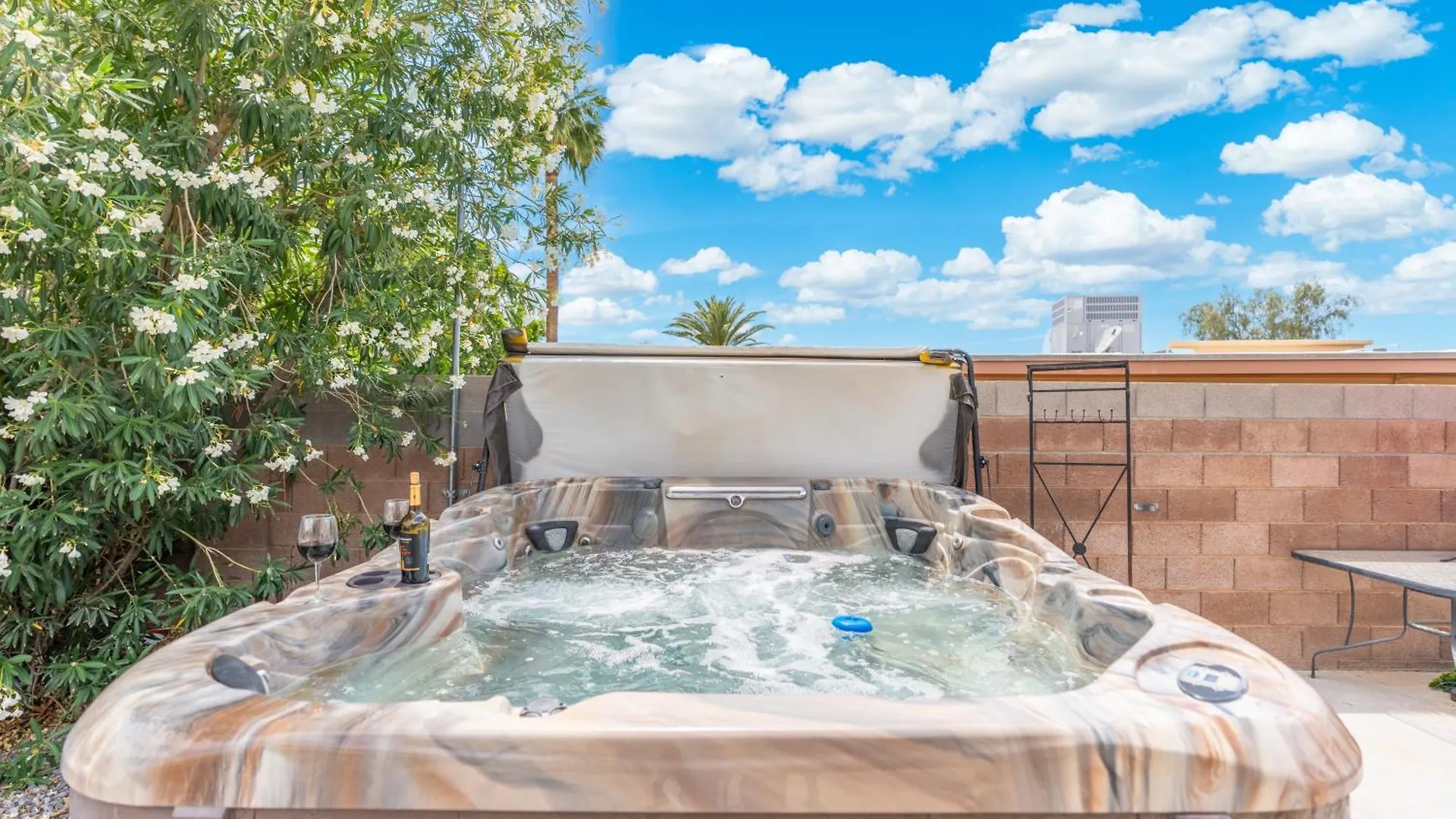 Ferienhaus Villa Hidden Gem In The Hidden Hills Mini Golf- Pool-Hot Tub-Rv Parking-Ev Charger Phoenix USA